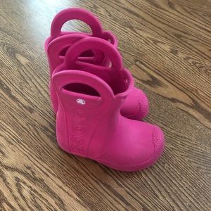 Crocs rain boots size 8
